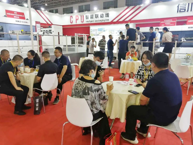 展會進行時|直擊精彩瞬間，信川機械展臺熱潮連連