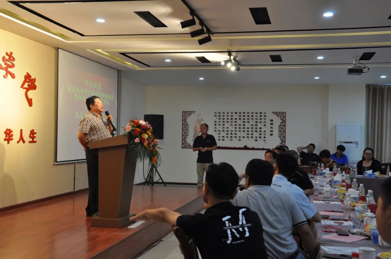 感恩有您，一路同行--熱烈歡迎保定包裝協(xié)會蒞臨信川參觀指導！