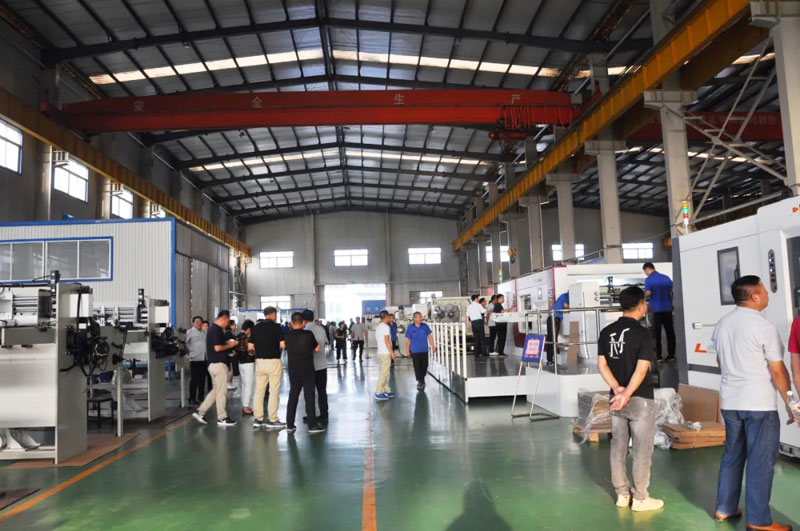 感恩有您，一路同行--熱烈歡迎保定包裝協(xié)會蒞臨信川參觀指導！