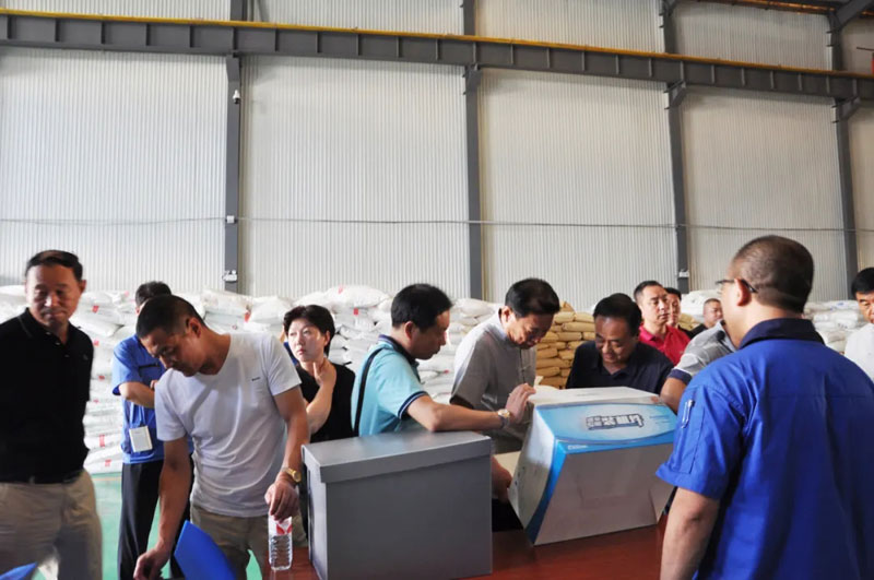 感恩有您，一路同行--熱烈歡迎保定包裝協(xié)會蒞臨信川參觀指導！