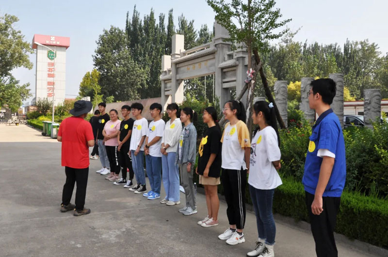 熱烈祝賀信川機(jī)械職工子弟金榜題名！